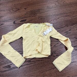 Urban Outfitters Women's Ribbed Lace Trim Wrap Crop Top NWT